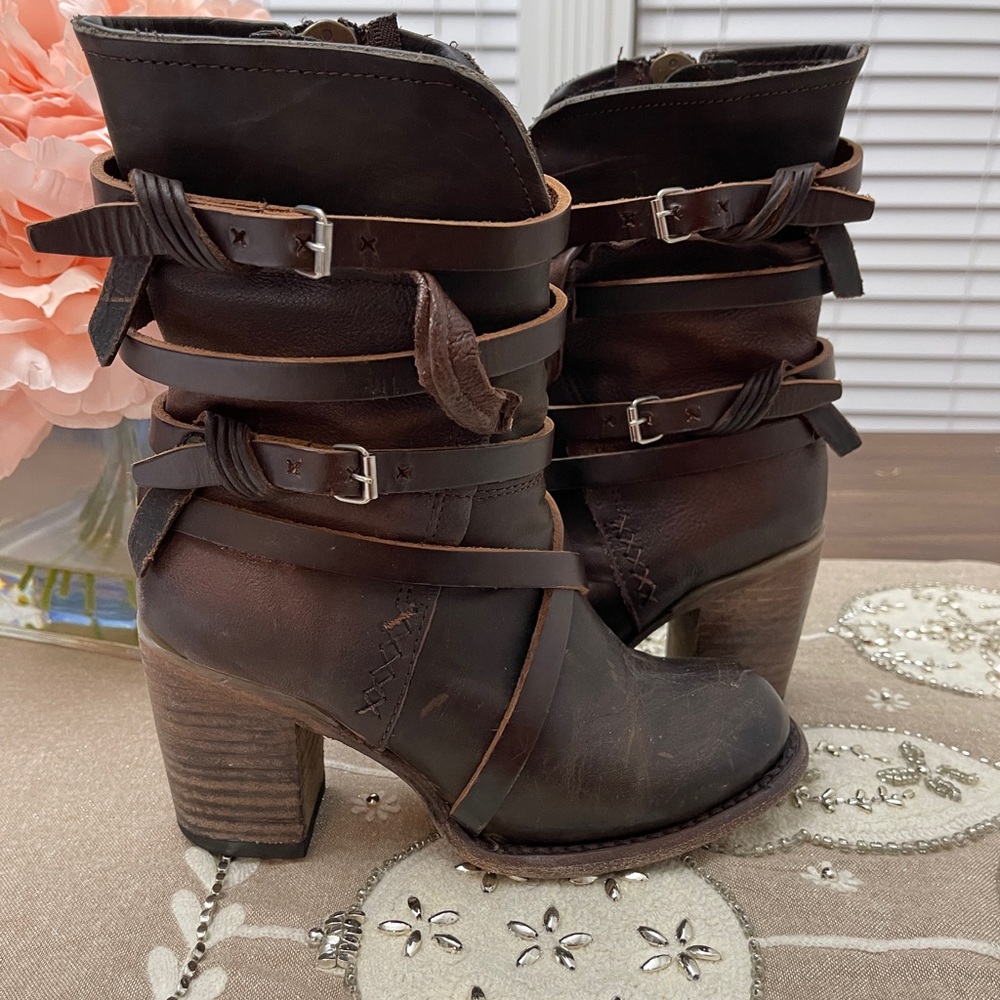 Freebird Baker Boots Women Size 6 Brown Mid-Calf Chunky Heel Strappy - Picture 2 of 12